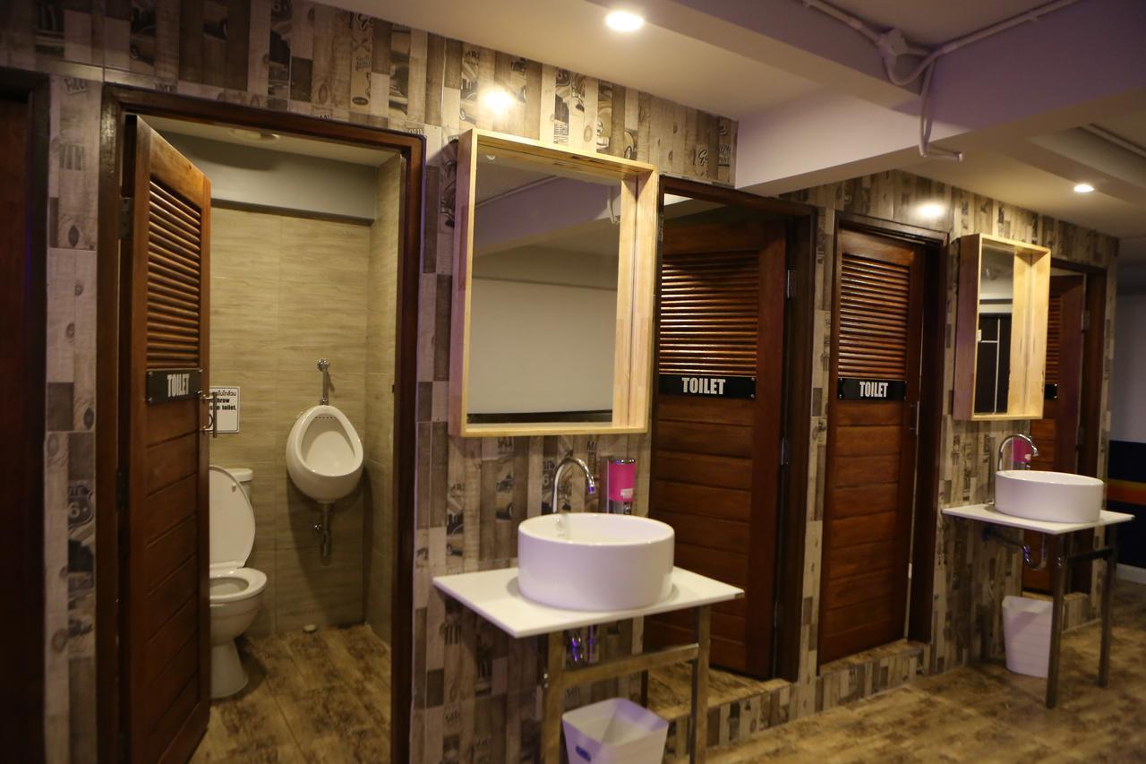 Balcony Party Hostel - 18-40 (Adults Only) Ao Nang Exterior photo